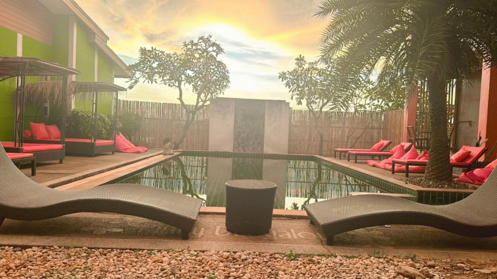 Pinky Bungalow Resort & Villa - Sha Extra Plus Ko Lanta Buitenkant foto